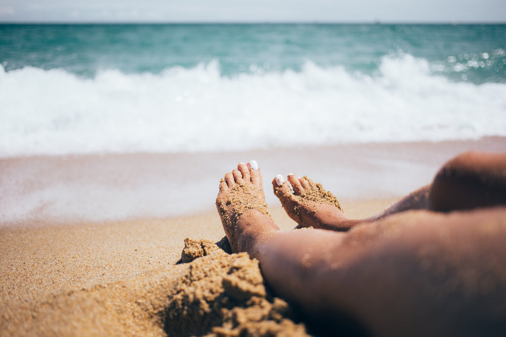 sandy feet