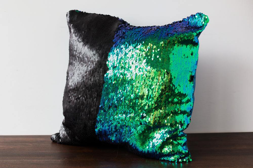 sequin decirative pillow