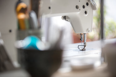 Free Sewing Machine Needle Image: Stunning Photography