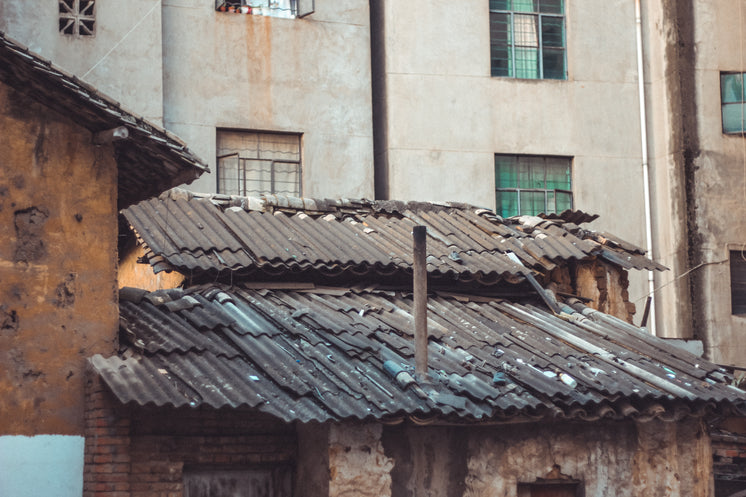 sheet-metal-roof-in-urban-china.jpg?widt