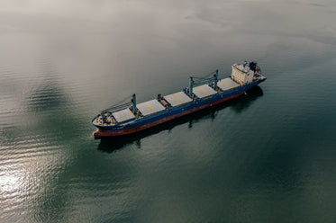 shipping container barge to port