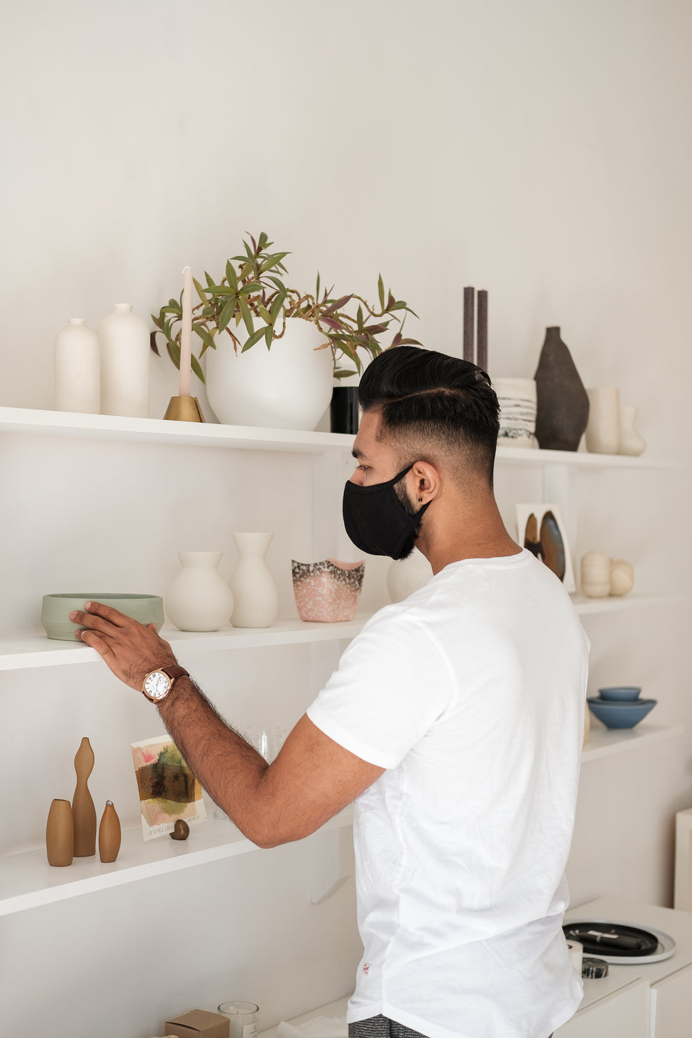 shopping man wearing a black face mask