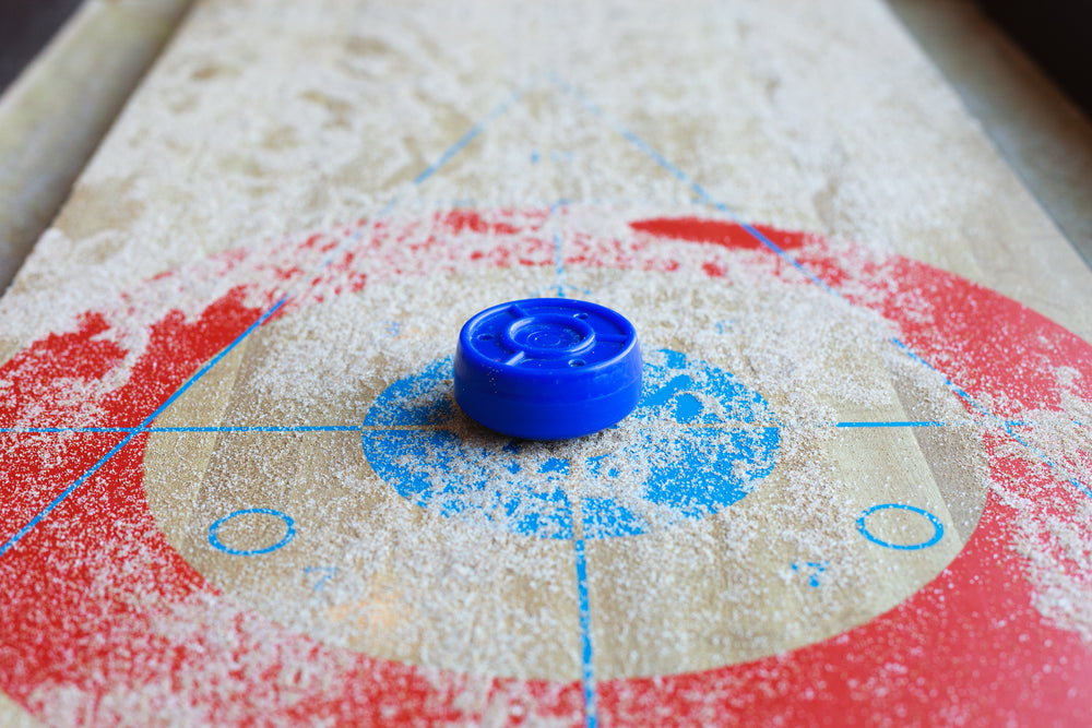 shuffleboard with wax dusting