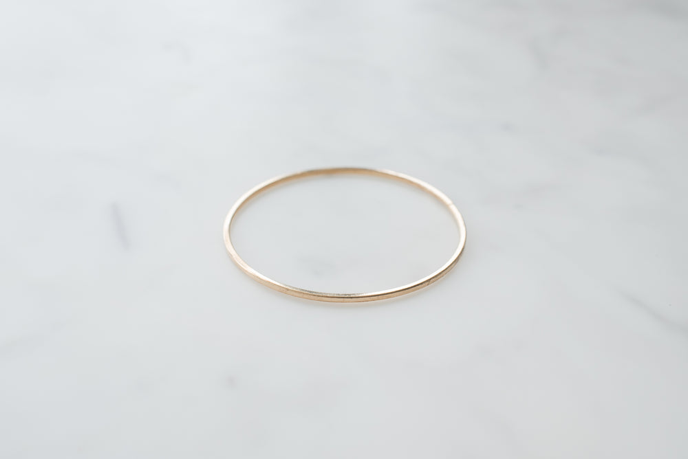 simple gold bracelet