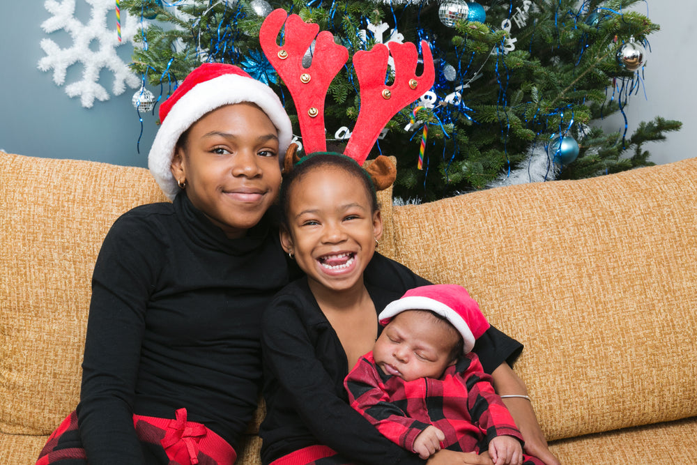 sisters at christmas