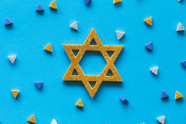 sparkly-star-of-david.jpg?width=746&form