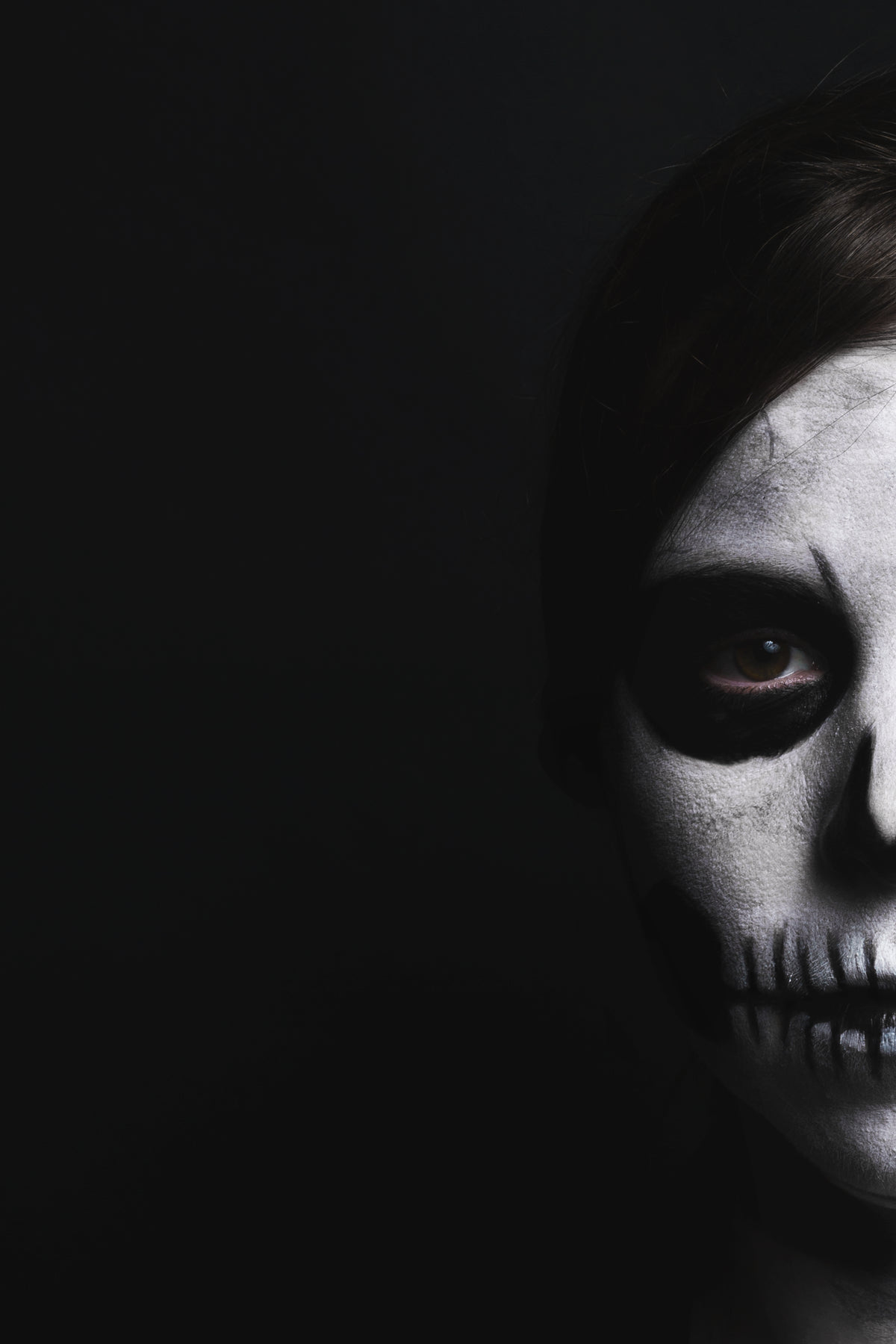 spooky skull makeup