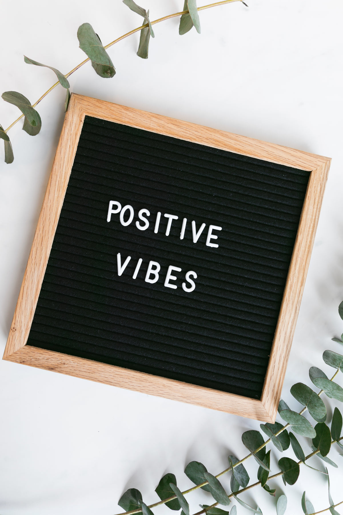 spreading positive vibes with this minimal sign