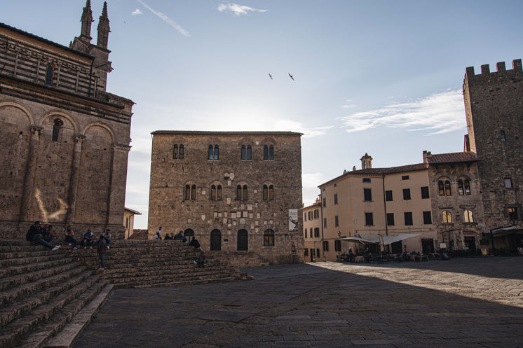 stonework-surrounds-the-market.jpg?width