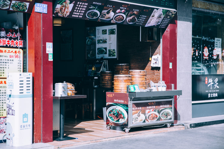 Streetside Restaurant