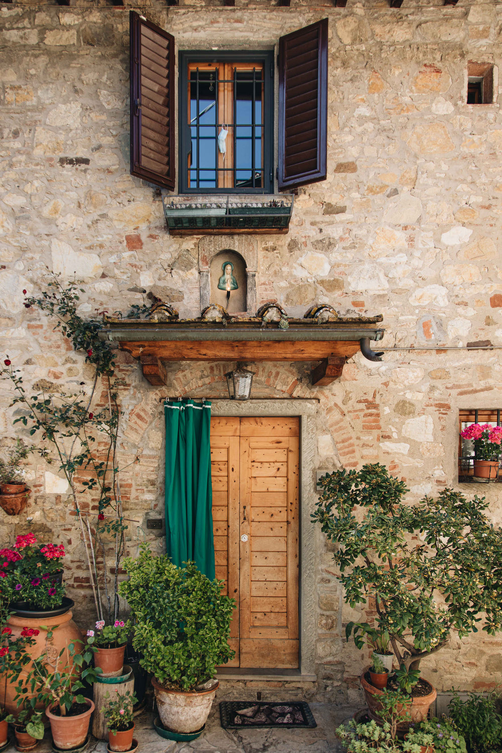 stunning italian building exterior