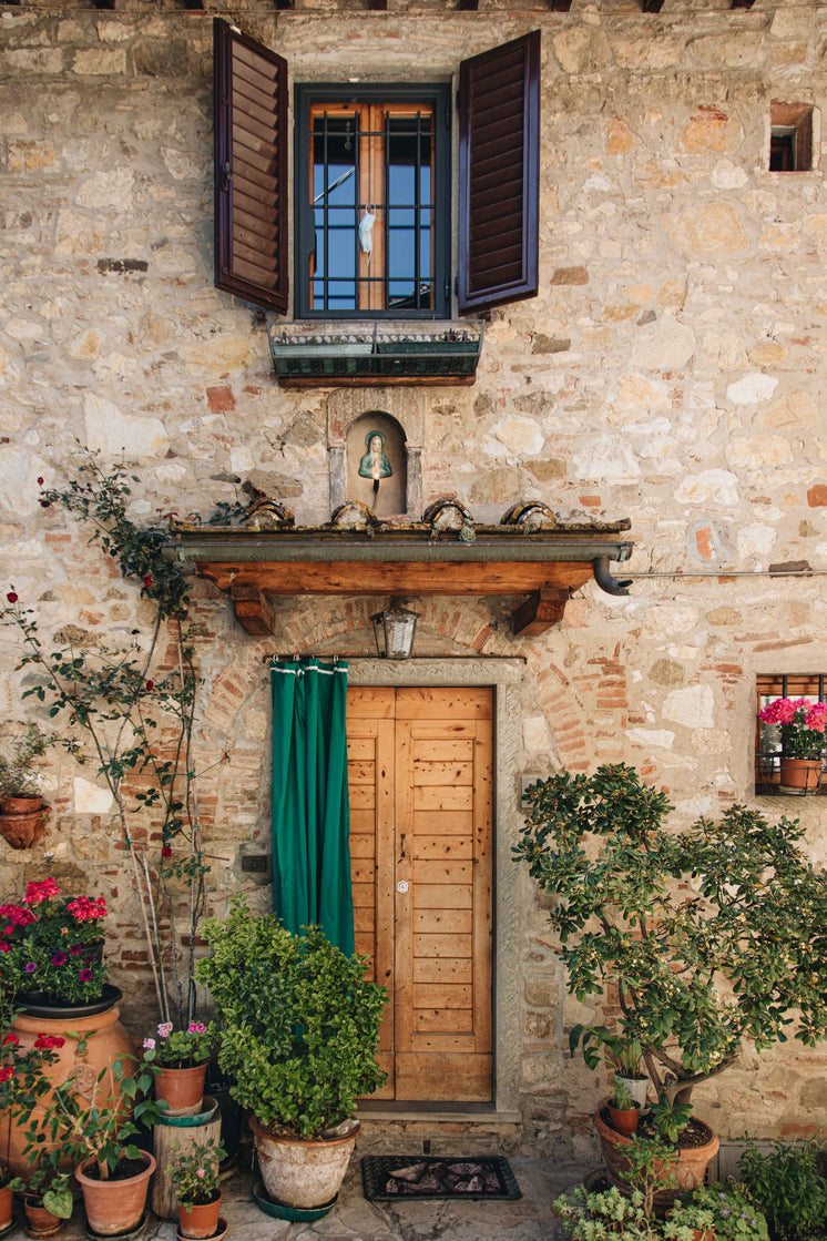 Stunning Italian Building Exterior