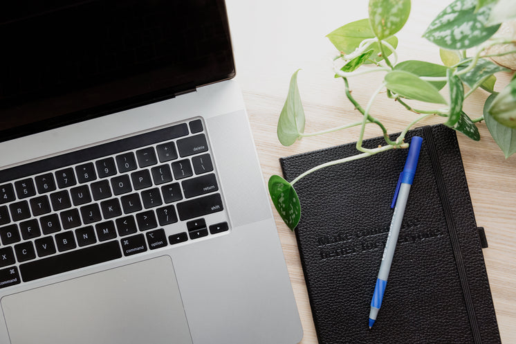 sunny-overhead-of-desk.jpg?width=746&format=pjpg&exif=0&iptc=0