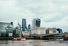 thames river passes london