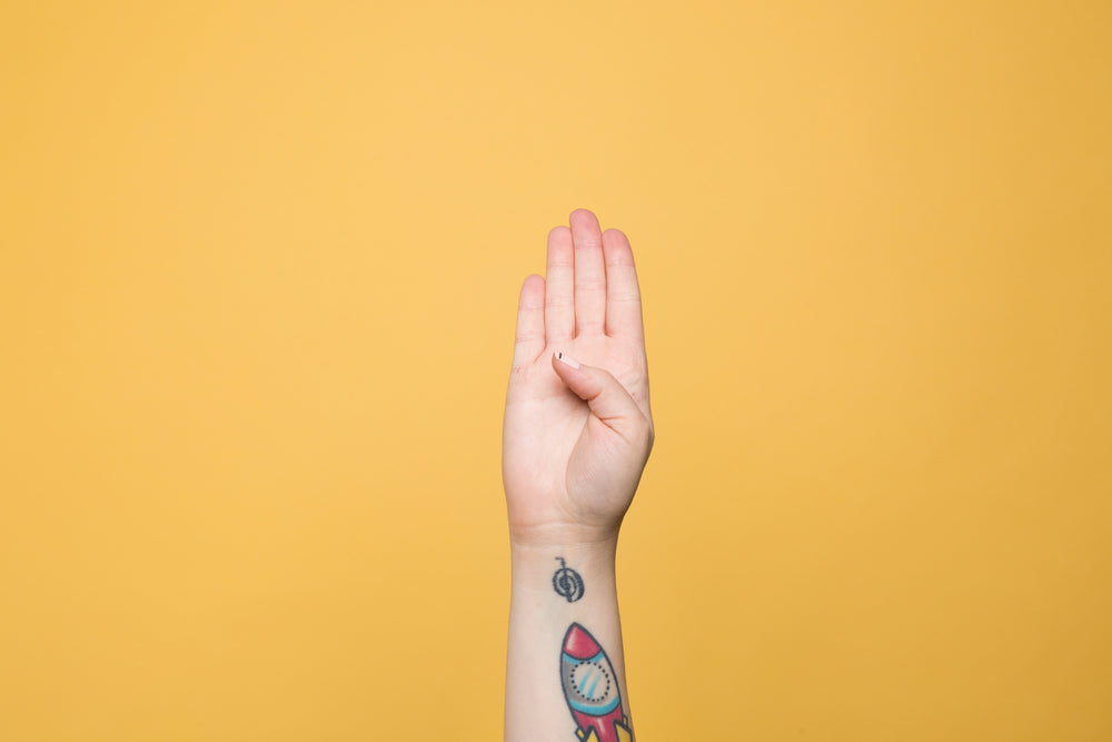 the letter "b" displayed in american sign language