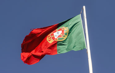 the portuguese flag catches the wind