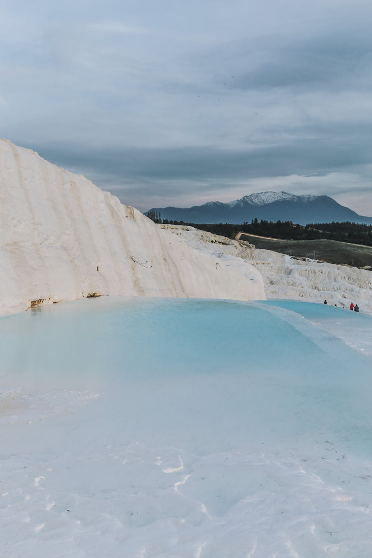 thermal-pool-in-turkey-hills.jpg?width=7