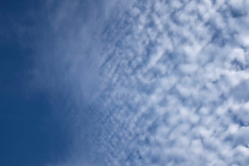 thin cloud pattern in sky