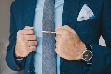 tie clip
