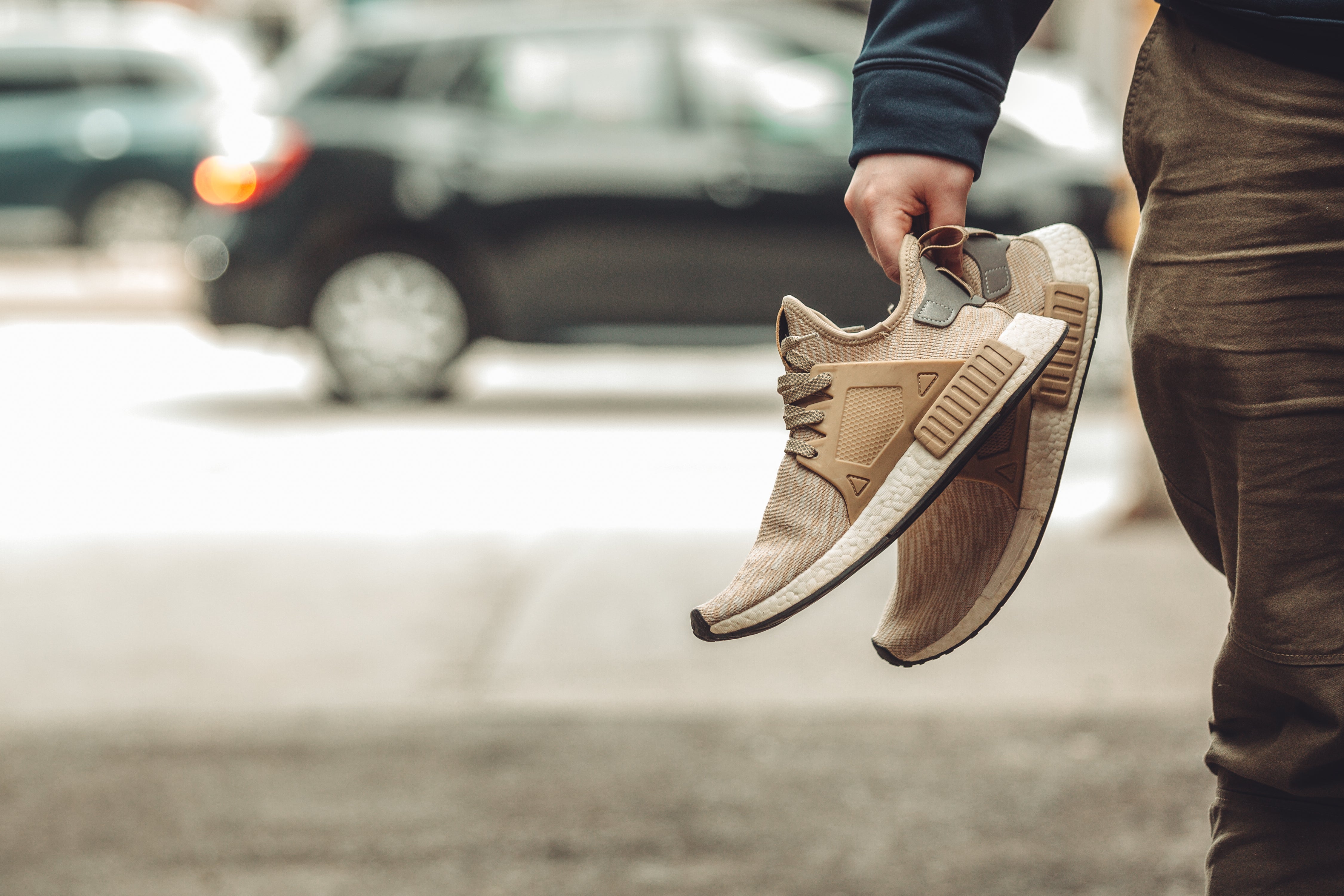 Free Trainers And Traffic Image: Stunning Photography
