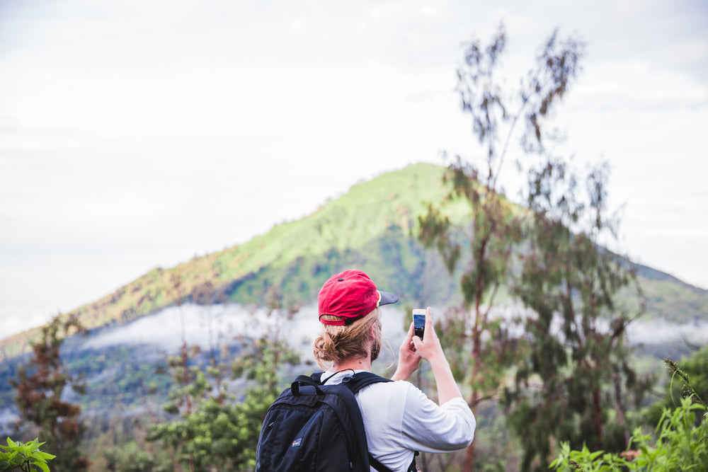 traveller takes picture