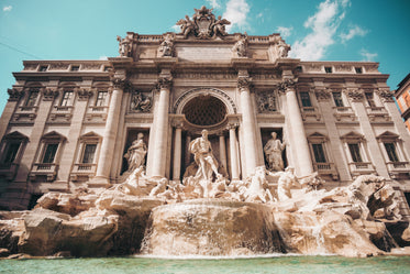 trevi fountain in rome