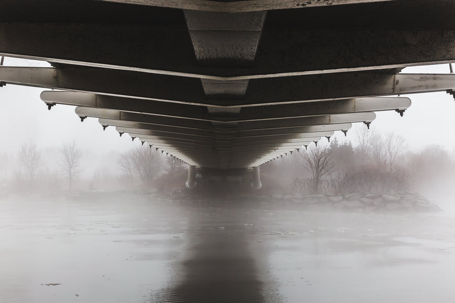 Object Under Bridge Free Under Bridge On Foggy Waters Photo — High Res Pictures