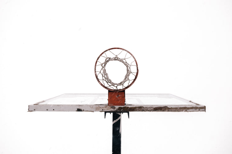 underneath-the-backboard-and-net.jpg?wid