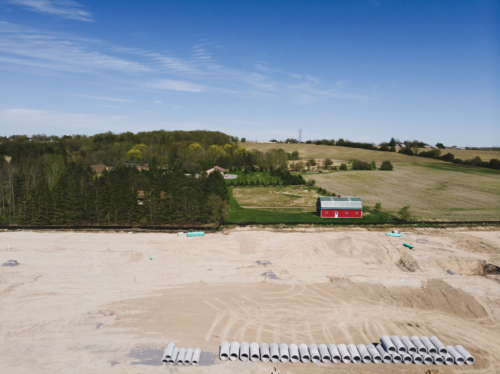 urban construction meets rural farmland