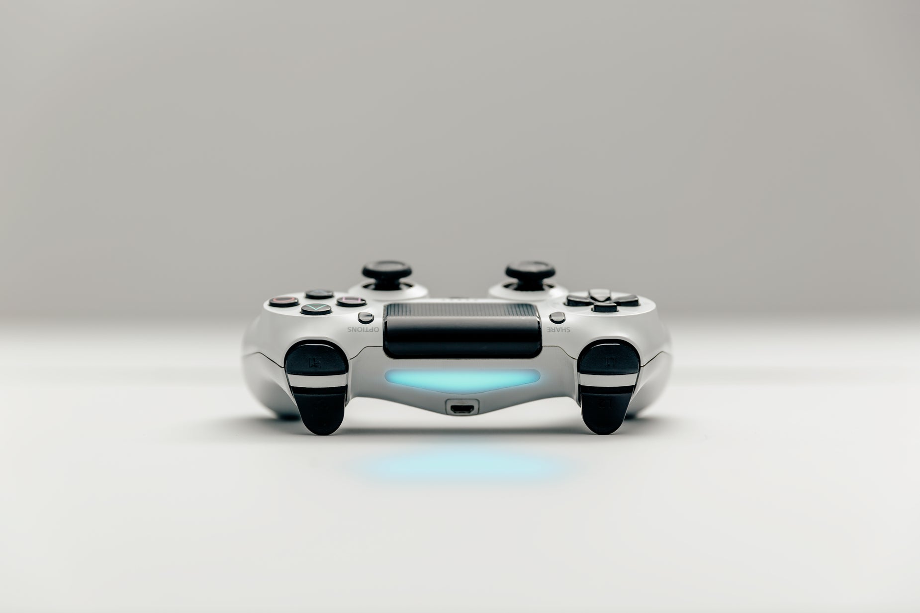 Picture of Video Game Controller Front — Free Stock Photo