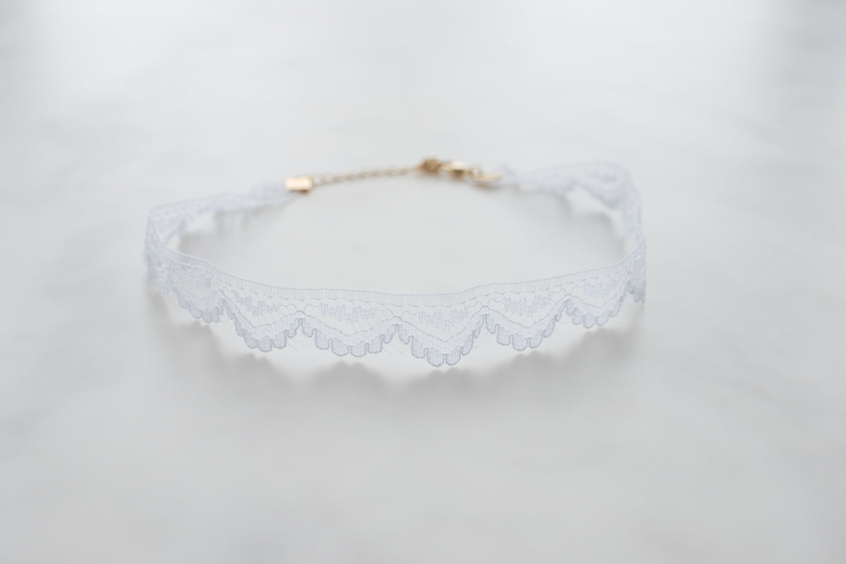white lace choker product photo