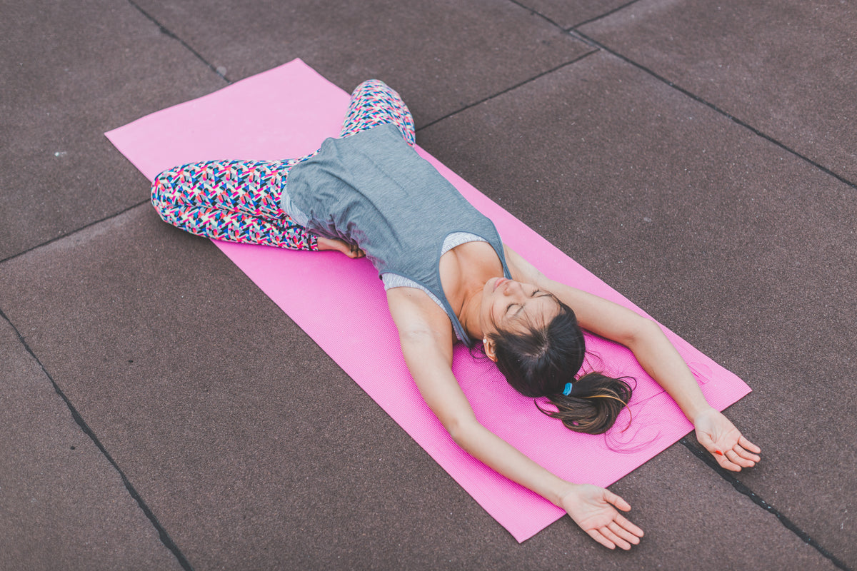Profeet Verliefd Chronisch How to Start a Yoga Business — Dropship Yoga Mats & Pants